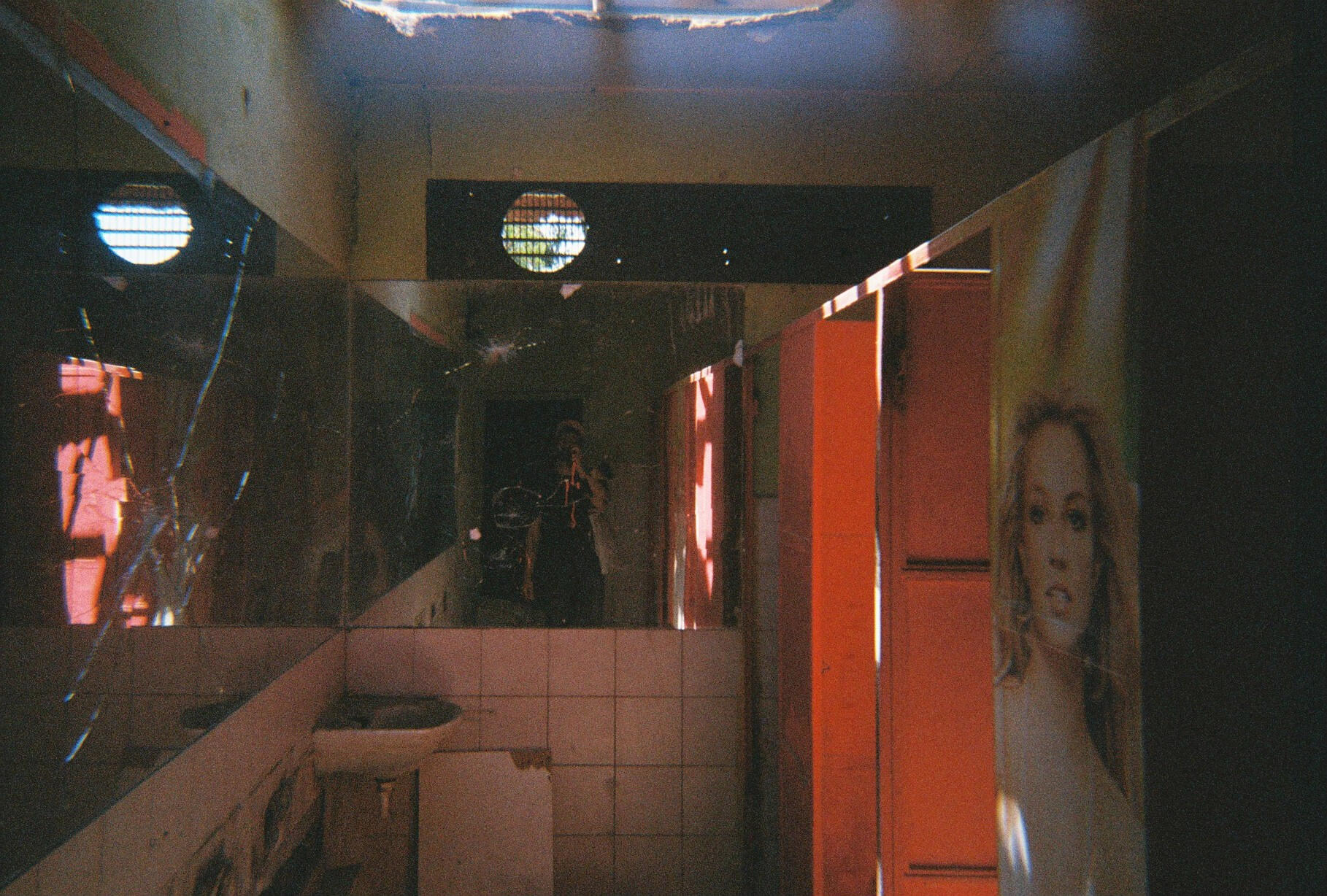 2021 • dubblefilm SHOW, Kodak Ultramax 400